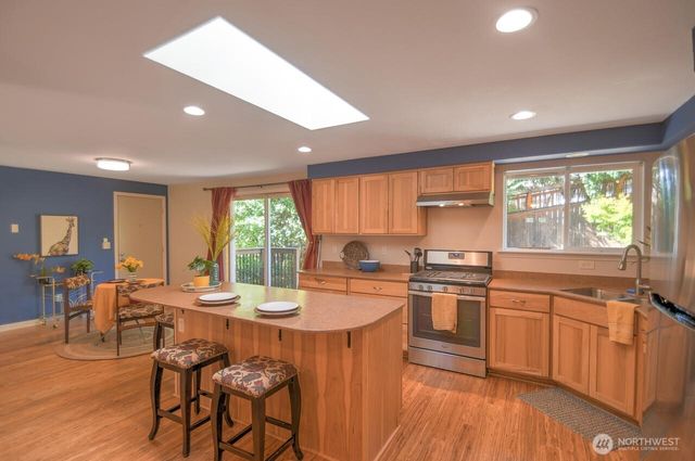 1112 Henry Street SE, Olympia, WA 98501