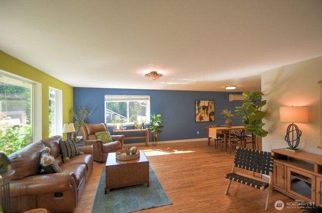 1112 Henry Street SE, Olympia, WA 98501