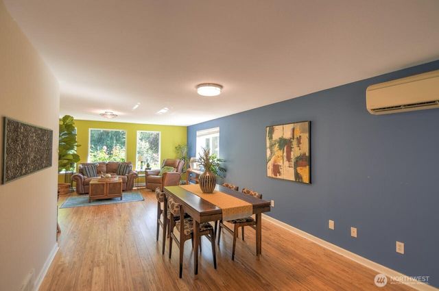 1112 Henry Street SE, Olympia, WA 98501