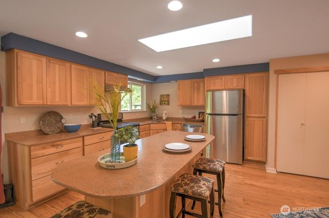 1112 Henry Street SE, Olympia, WA 98501