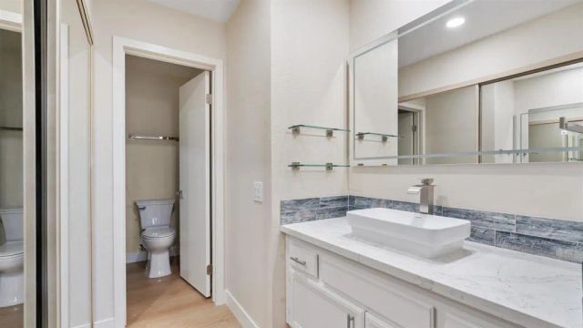 7385 Calle Cristobal 225, San Diego, CA 92126