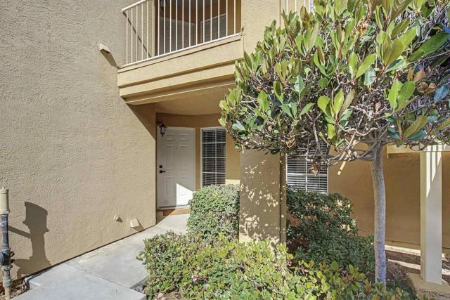 7385 Calle Cristobal 225, San Diego, CA 92126