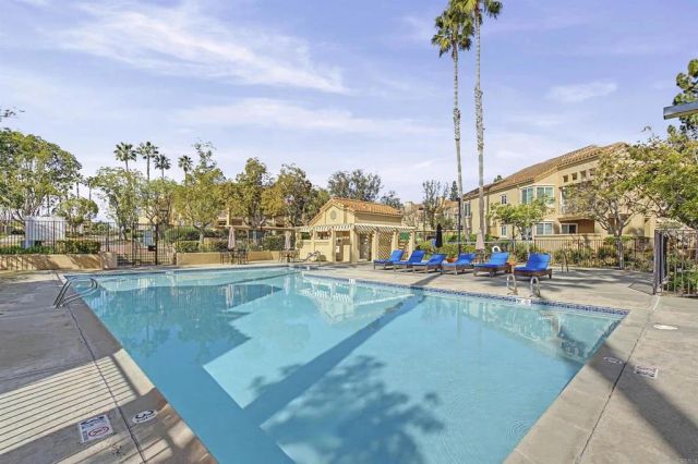 7385 Calle Cristobal 225, San Diego, CA 92126