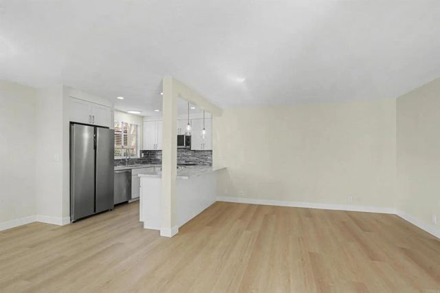 7385 Calle Cristobal 225, San Diego, CA 92126