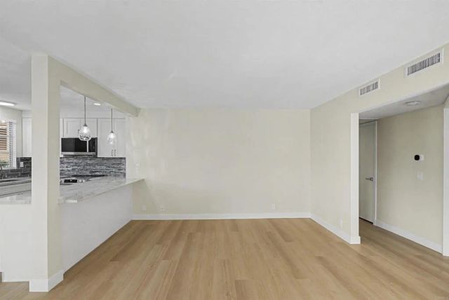 7385 Calle Cristobal 225, San Diego, CA 92126