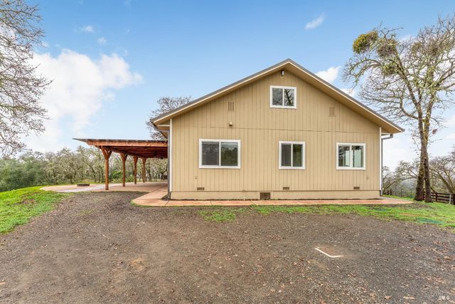 1461 Ponderosa Way, Redwood Valley, CA 95470