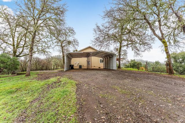 1461 Ponderosa Way, Redwood Valley, CA 95470