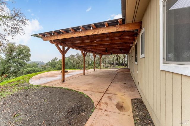 1461 Ponderosa Way, Redwood Valley, CA 95470