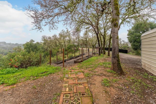 1461 Ponderosa Way, Redwood Valley, CA 95470