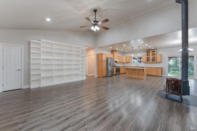 1461 Ponderosa Way, Redwood Valley, CA 95470