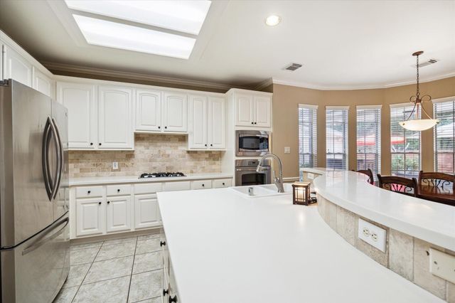 7726 Northwoods Drive, Sugar Land, TX 77479