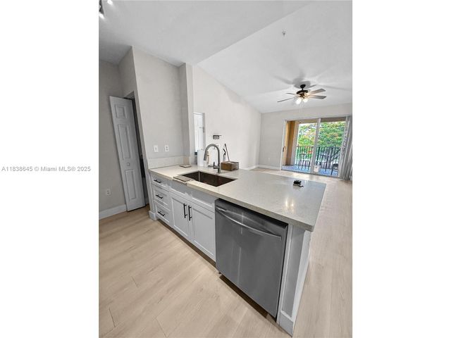 2120 W Preserve Way 301, Miramar, FL 33025