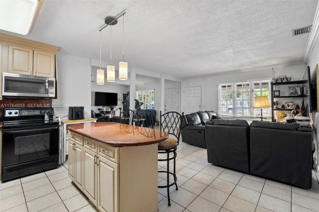 5810 SW 22nd Street, Miami, FL 33155