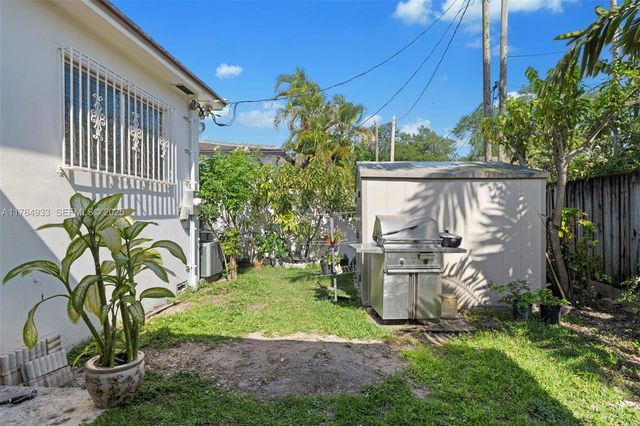 5810 SW 22nd Street, Miami, FL 33155