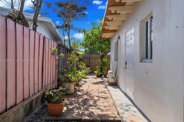 5810 SW 22nd Street, Miami, FL 33155