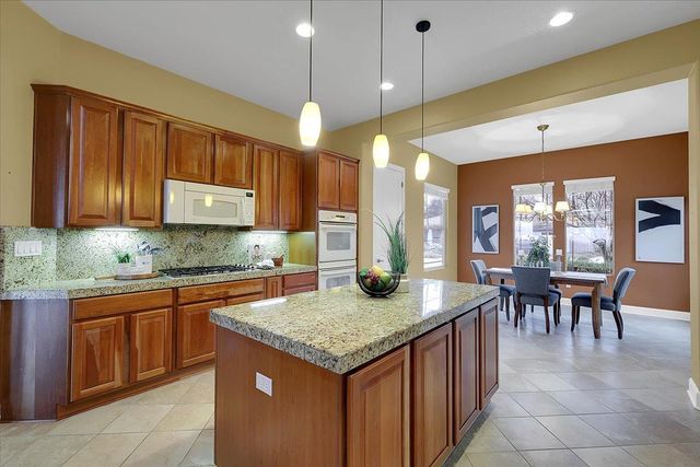 2317 Sutter View Ln, Lincoln, CA 95648