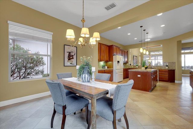 2317 Sutter View Ln, Lincoln, CA 95648