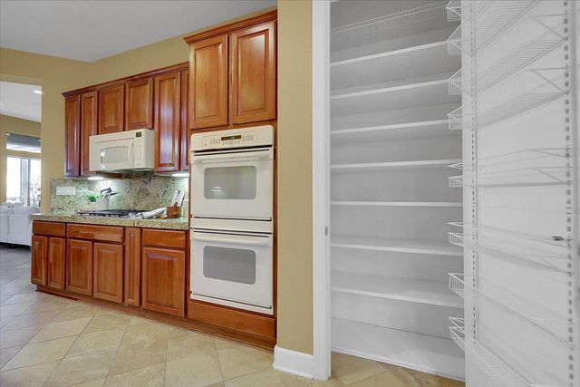 2317 Sutter View Ln, Lincoln, CA 95648