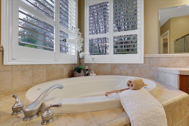 2317 Sutter View Ln, Lincoln, CA 95648