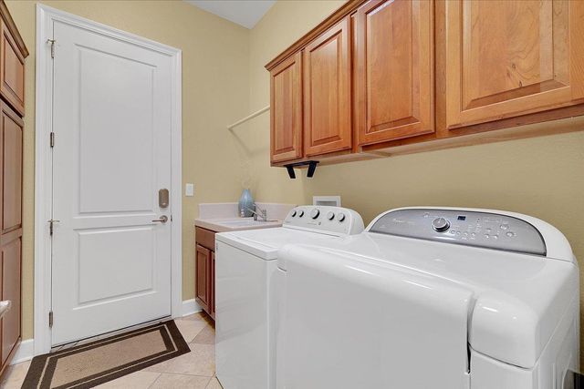 2317 Sutter View Ln, Lincoln, CA 95648