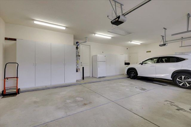 2317 Sutter View Ln, Lincoln, CA 95648