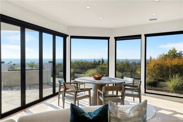 2720 Pebble, Corona Del Mar, CA 92625