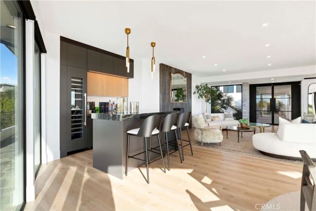 2720 Pebble, Corona Del Mar, CA 92625