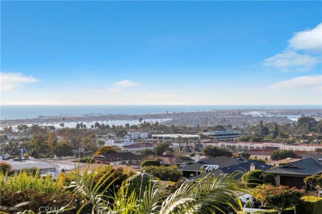2720 Pebble, Corona Del Mar, CA 92625