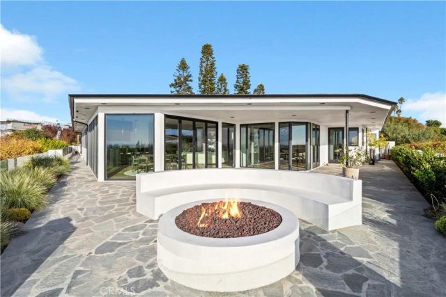 2720 Pebble, Corona Del Mar, CA 92625