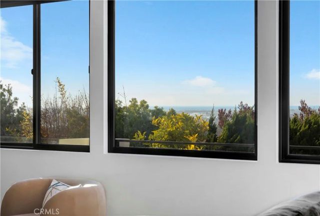 2720 Pebble, Corona Del Mar, CA 92625