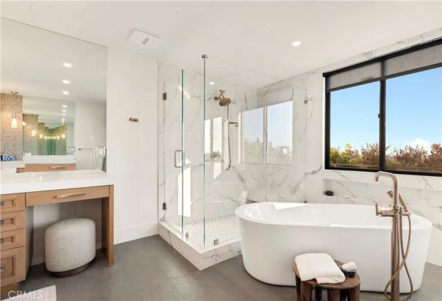 2720 Pebble, Corona Del Mar, CA 92625