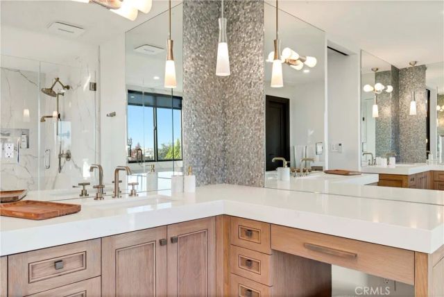 2720 Pebble, Corona Del Mar, CA 92625