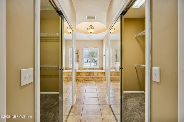 2115 AUTUMN COVE Circle, Fleming Island, FL 32003