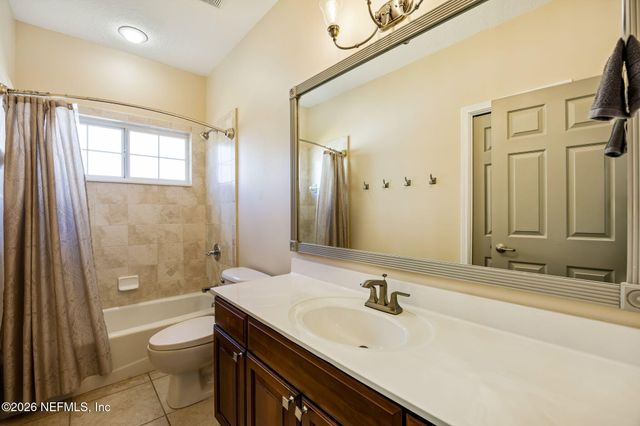 2115 AUTUMN COVE Circle, Fleming Island, FL 32003