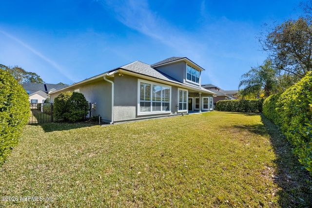 2115 AUTUMN COVE Circle, Fleming Island, FL 32003