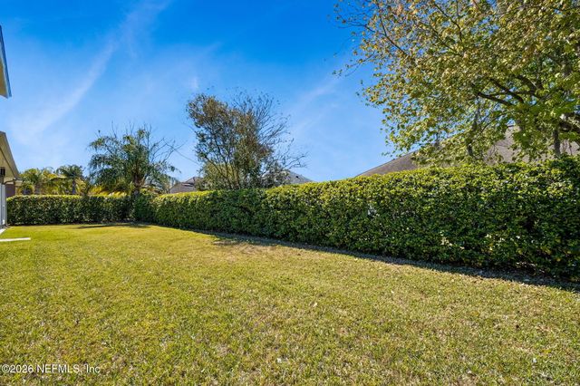 2115 AUTUMN COVE Circle, Fleming Island, FL 32003