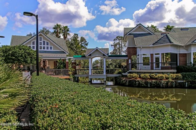 2115 AUTUMN COVE Circle, Fleming Island, FL 32003
