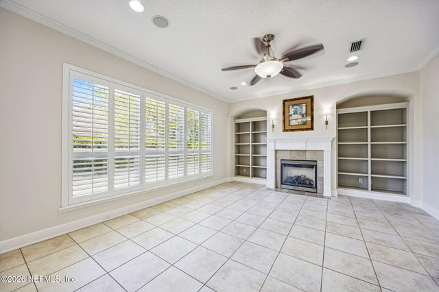 2115 AUTUMN COVE Circle, Fleming Island, FL 32003