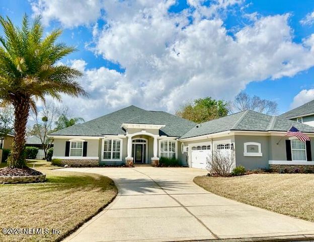 2115 AUTUMN COVE Circle, Fleming Island, FL 32003