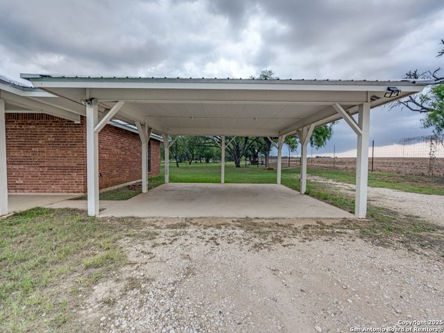 315 Simon, Pleasanton, TX 78064