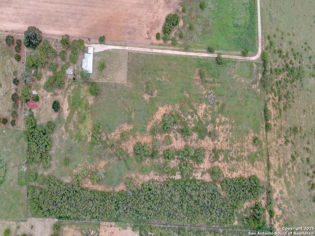 315 Simon, Pleasanton, TX 78064