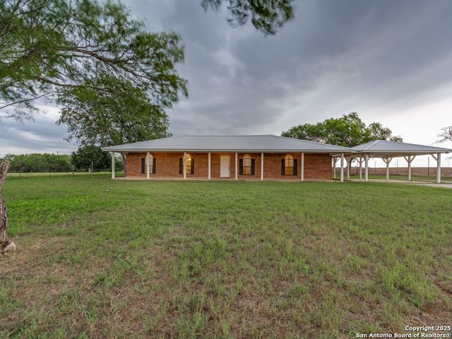 315 Simon, Pleasanton, TX 78064