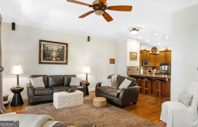 156 W Ridge Way, Roswell, GA 30076