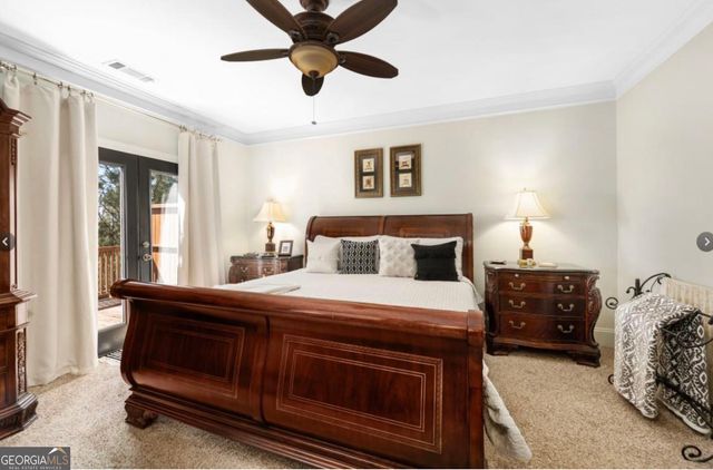 156 W Ridge Way, Roswell, GA 30076