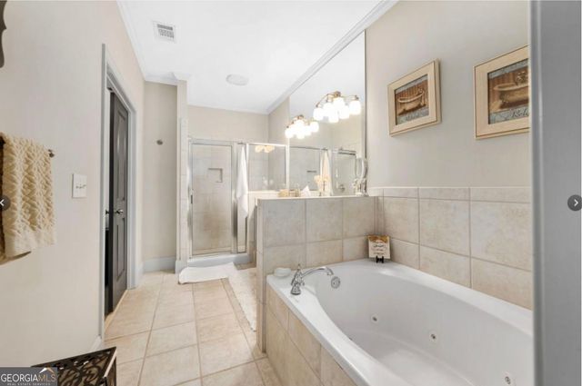 156 W Ridge Way, Roswell, GA 30076
