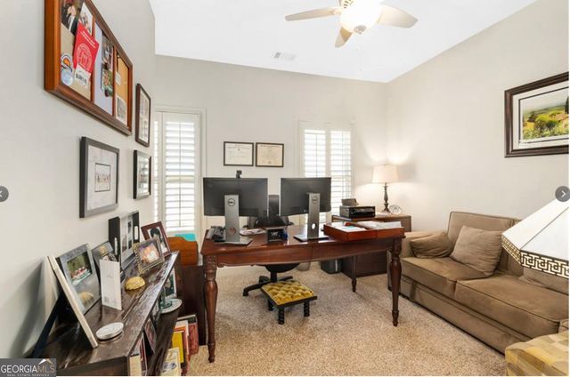 156 W Ridge Way, Roswell, GA 30076