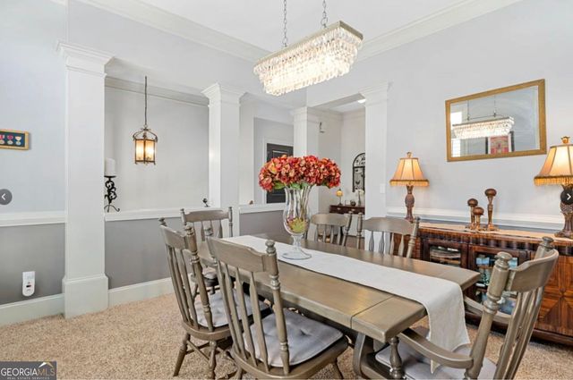 156 W Ridge Way, Roswell, GA 30076