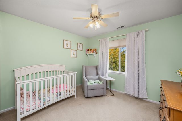 9361 Lake Drive, West Des Moines, IA 50266