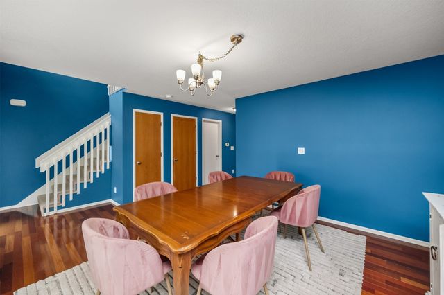 9361 Lake Drive, West Des Moines, IA 50266