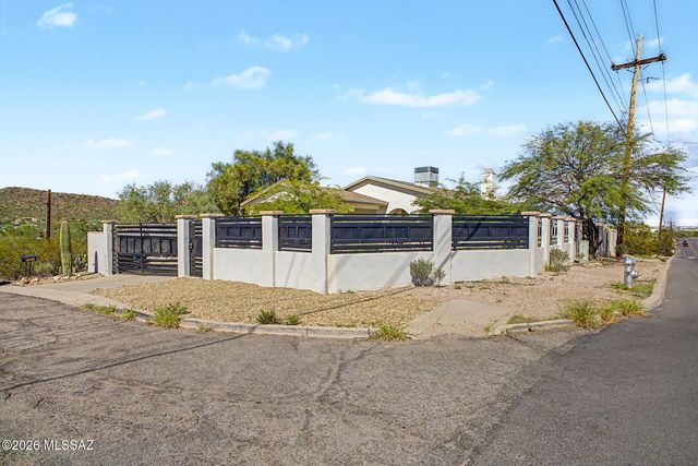 1881 S San Jacinto Drive, Tucson, AZ 85713